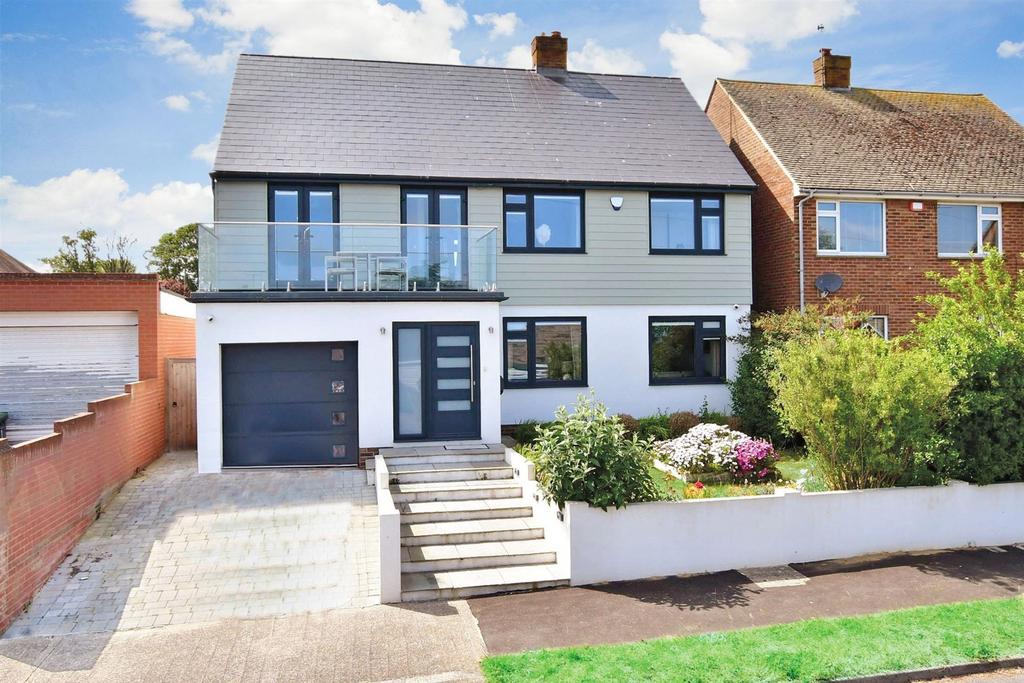 Queens Avenue, Broadstairs, Kent 4 bed detached house for sale £950,000