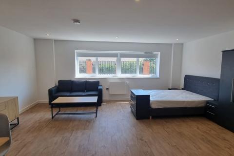 Studio to rent, Nelson Street, Bolton, BL3