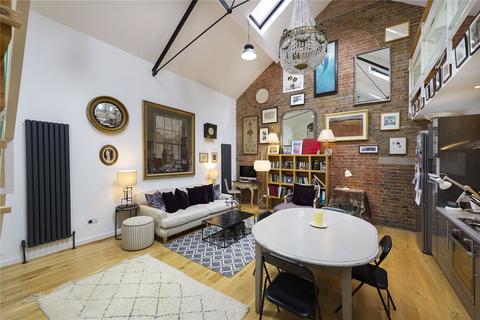 84a Chenies Mews, London, WC1E 6HU