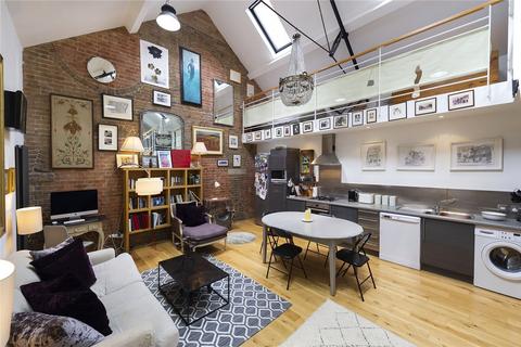 84a Chenies Mews, London, WC1E 6HU