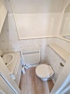 2 bedroom end of terrace house to rent, Birchtree Place, Thornton KY1