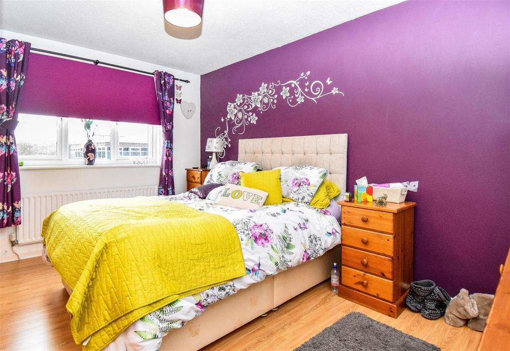 Master Bedroom 1.jpg