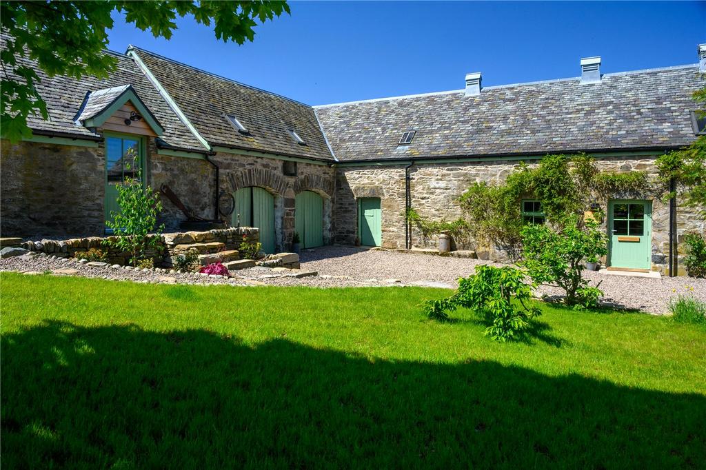 Steading Courtyard