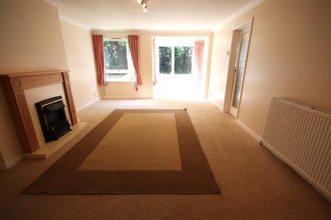 2 bedroom ground floor flat to rent, 43 Mayfair Gardens, Ponteland, Newcastle upon Tyne NE20 9EZ