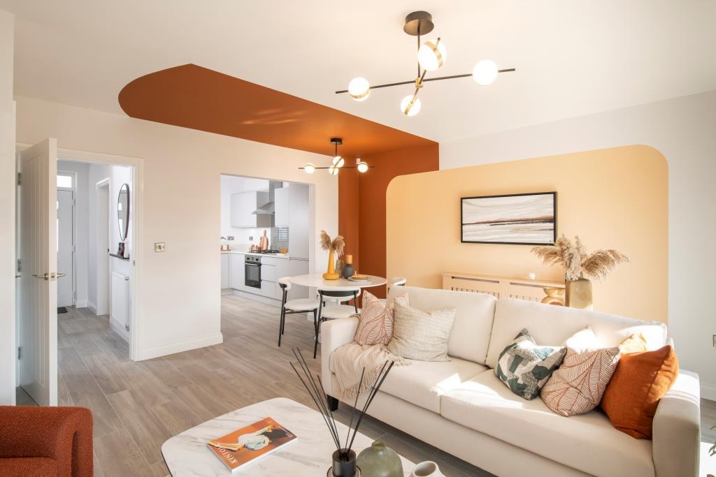 Lounge/Dining Area