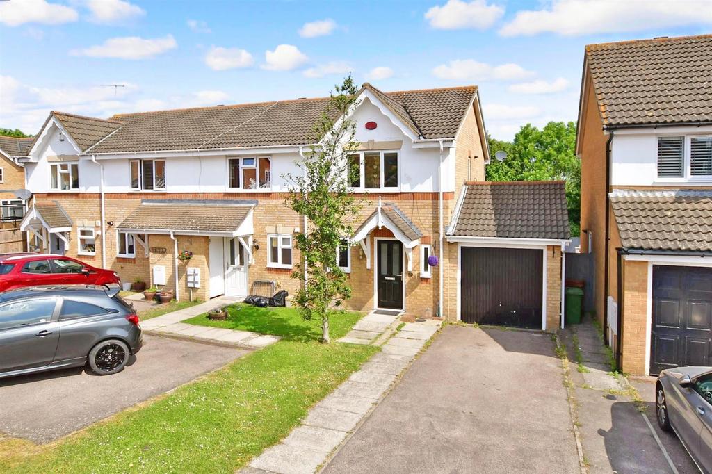 Fordwich Drive, Frindsbury... 2 bed end of terrace house £325,000