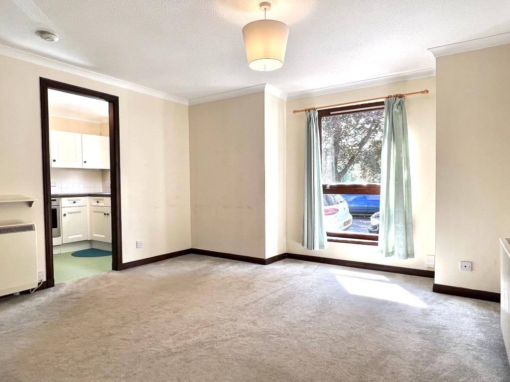 Orchardfield Avenue, Corstorphine, Edinburgh, EH12 2 bed flat £975