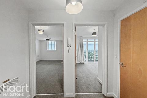 undefined, Kingfisher Meadow, Maidstone