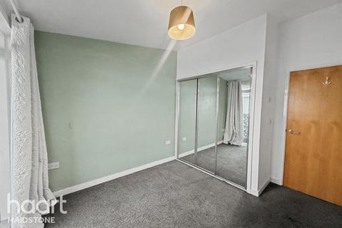 undefined, Kingfisher Meadow, Maidstone