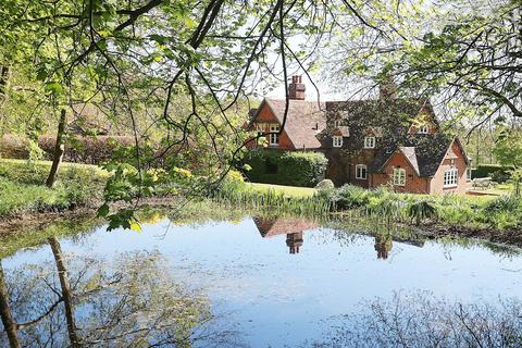 undefined, Bradfield, Berkshire