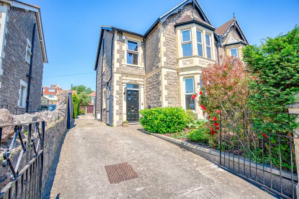 Milton Road, WestonsuperMare 3 bed semidetached house for sale £