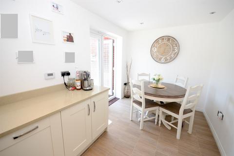 28 Bruce Drive, Hebburn, NE31 2BH