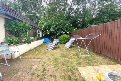 9 Aintree Road, Northampton, NN3 6EA