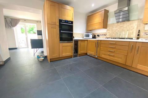 9 Aintree Road, Northampton, NN3 6EA