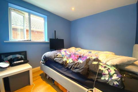 9 Aintree Road, Northampton, NN3 6EA
