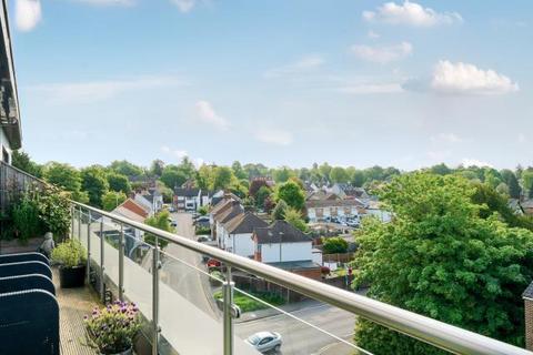 2 bedroom flat for sale, Camberley,  Surrey,  GU15