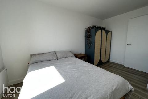 1 bedroom flat to rent, Kimpton Road, Luton
