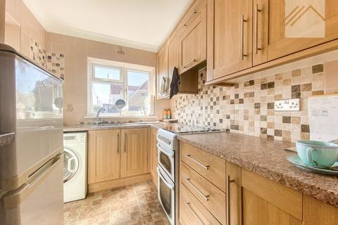 3 bedroom detached house for sale, Dewyk Road, Canvey Island