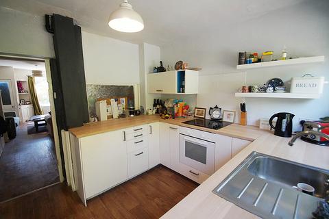 13 Buckley Street, Uppermill, Oldham, OL3 6BP