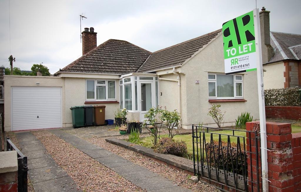 Redford Road, Colinton, Edinburgh, EH13 3 bed detached house £1,700