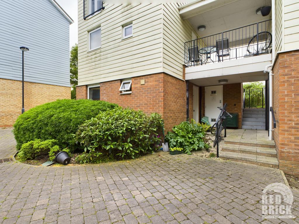 Follager Road, Rugby, Warwickshire, CV21 1 bed apartment £550 pcm (£