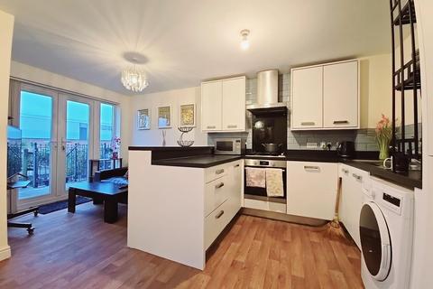 4 bedroom townhouse for sale, Lock Keepers Way, Hanley, Stoke-on-Trent, ST1