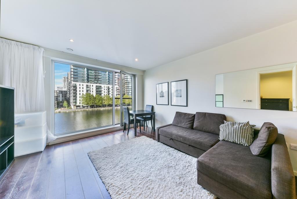 Baltimore Wharf, Canary Wharf E14 1 bed apartment for sale £445,000