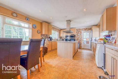 48 The Grip, Linton, Cambridge, CB21 4NR