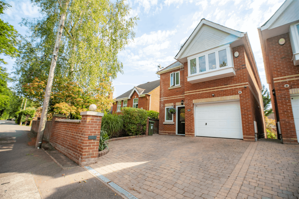 Hursley Road, Chandler's Ford 4 bed townhouse for sale £750,000