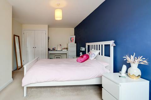 2 bedroom flat for sale, Charrington Place, St. Albans, Hertfordshire, AL1