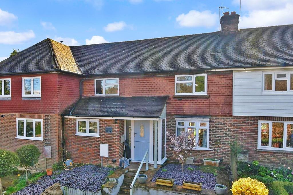 New Road, Rotherfield, Crowborough, East Sussex 3 bed terraced house for sale £380,000