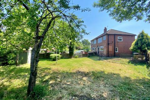 8 Franklyn Close, Denton, Manchester, M34 2HX