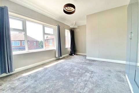8 Franklyn Close, Denton, Manchester, M34 2HX