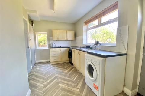 8 Franklyn Close, Denton, Manchester, M34 2HX