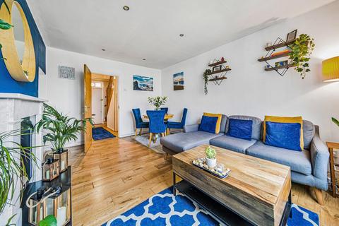 93 Stockwell Gardens, London, SW9 0RZ