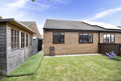 15 Hall View, Messingham, Scunthorpe, DN17 3TD