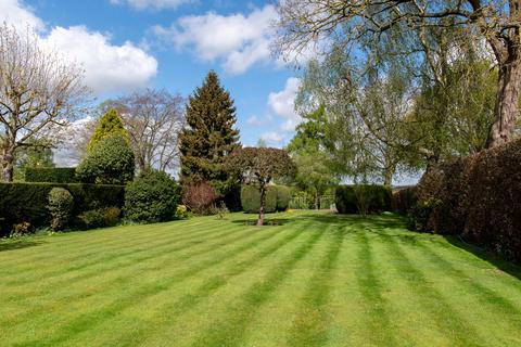 5 bedroom detached house for sale, Beeches Walk, Tiddington, Stratford-upon-Avon, Warwickshire, CV37