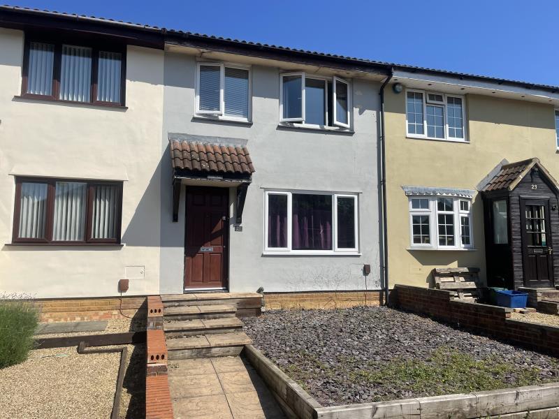 Bradwell Village, Milton Keynes 3 bed terraced house £1,450 pcm (£335 pw)
