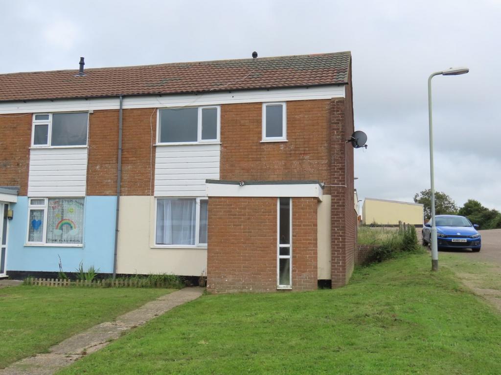 Churchill Road, EasttheWater... 3 bed semidetached house £795 pcm