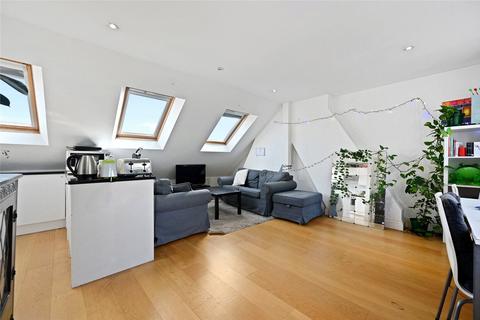 3 bedroom apartment to rent, Dunraven Road, Shepherds Bush, London, W12