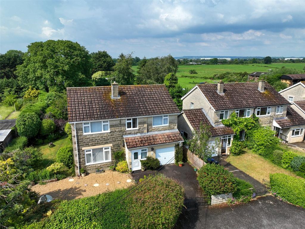 Church Street, Semington 4 bed detached house for sale £500,000