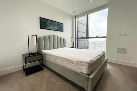 2 bedroom flat to rent, Carrara Tower, 1 Bollinder Place, 250 City Road, London EC1V
