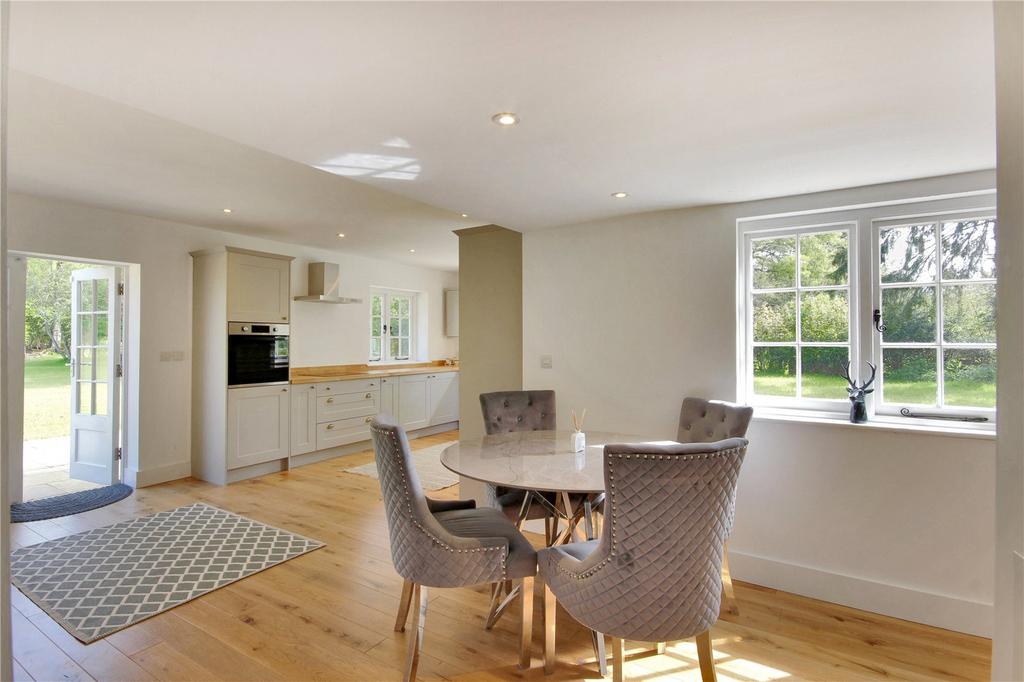 Kitchen/Dining