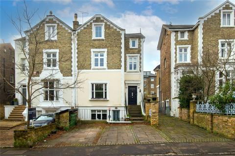 Flat 4, 21 Park Road, Richmond, TW10 6NS