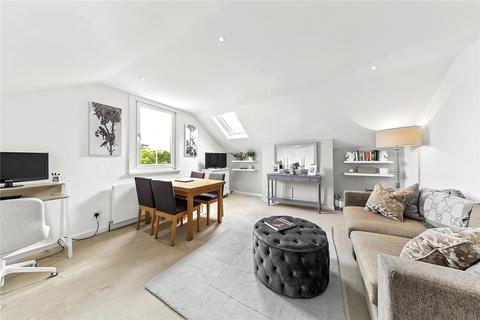 Flat 4, 21 Park Road, Richmond, TW10 6NS