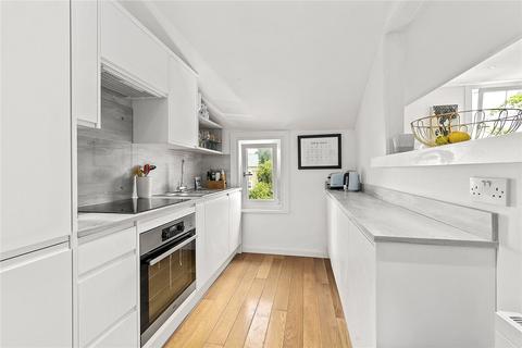 Flat 4, 21 Park Road, Richmond, TW10 6NS