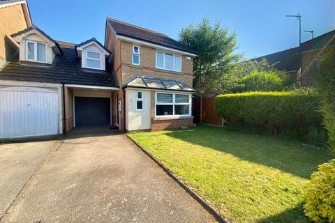 4 Emley Close, Northampton, NN3 9SH