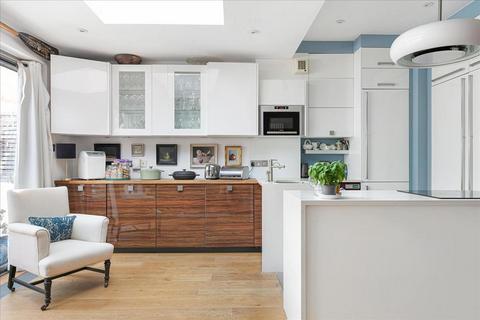97 Rannoch Road, London, W6 9SX