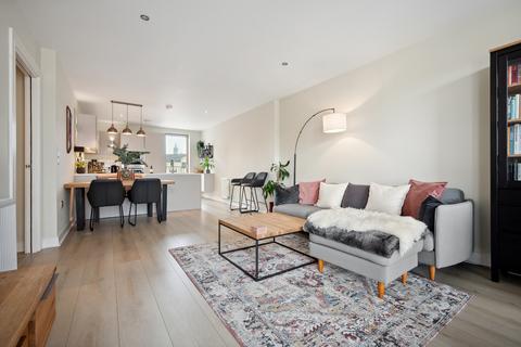 3/1, 1 Gilbert Street, Glasgow, G3 8DD