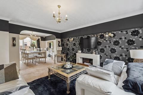 1 Brent Way, Thornliebank, Glasgow, G46 8GA